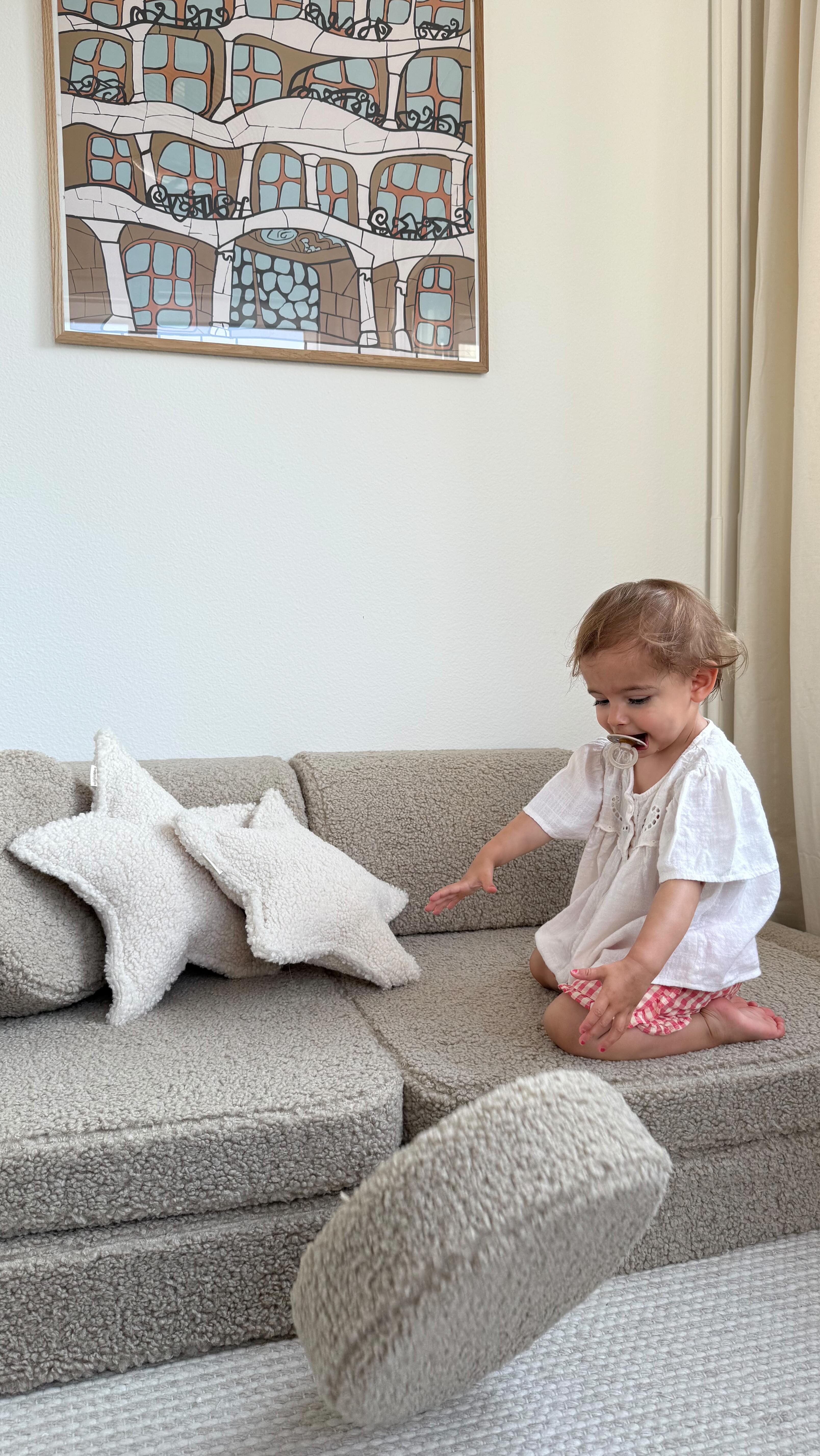 Instagram post by @lauraleanocita_home for Wigiwama. Caption reads: Advertisement @wigiwama | “When will I feel at....