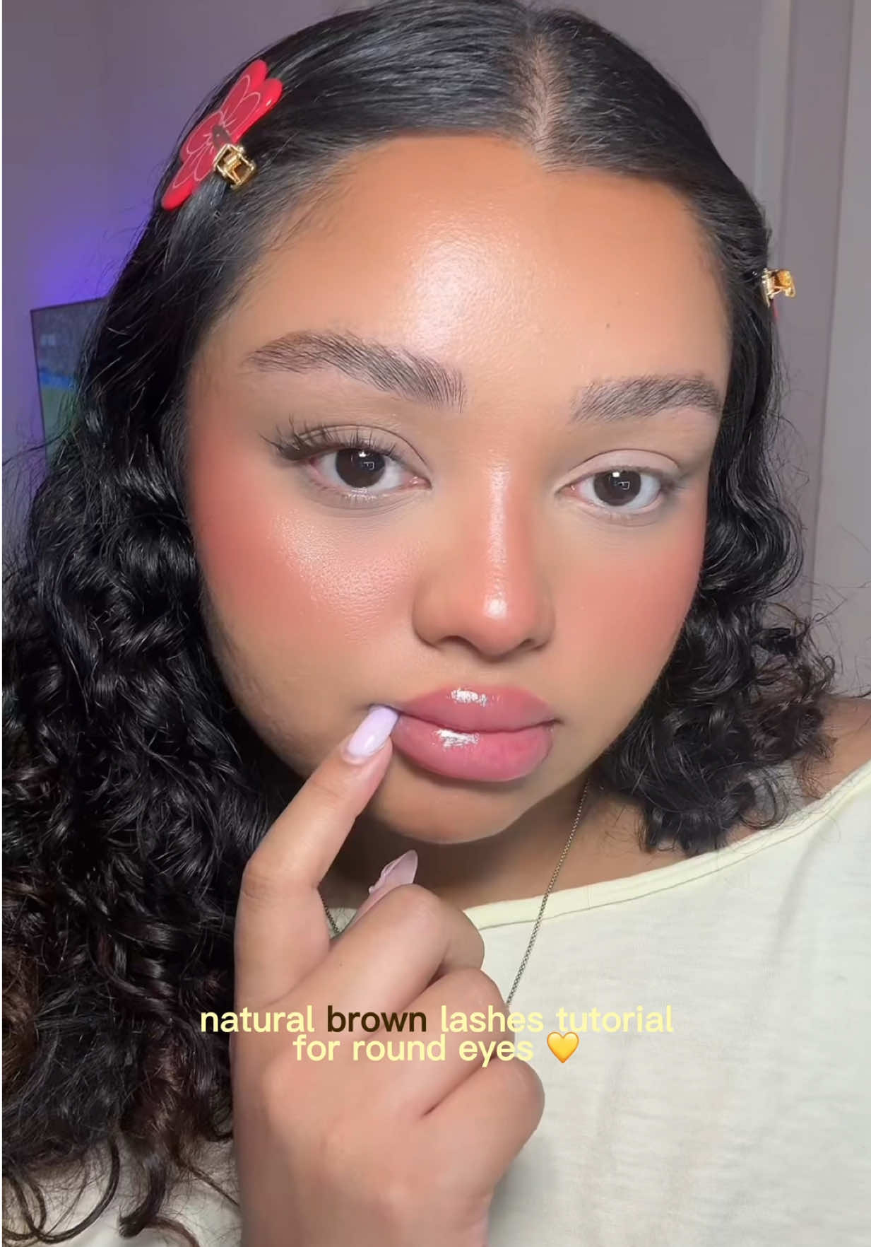 TikTok post by @kathrynlwin for VeyesBeauty. Caption reads: [...] in depth tutorial using lashes from....
