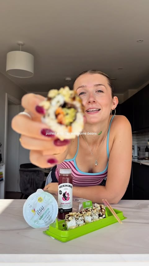 Instagram post by @emsbalance for itsu. Caption reads: ad have @itsuofficial cracked the meal deal code?....