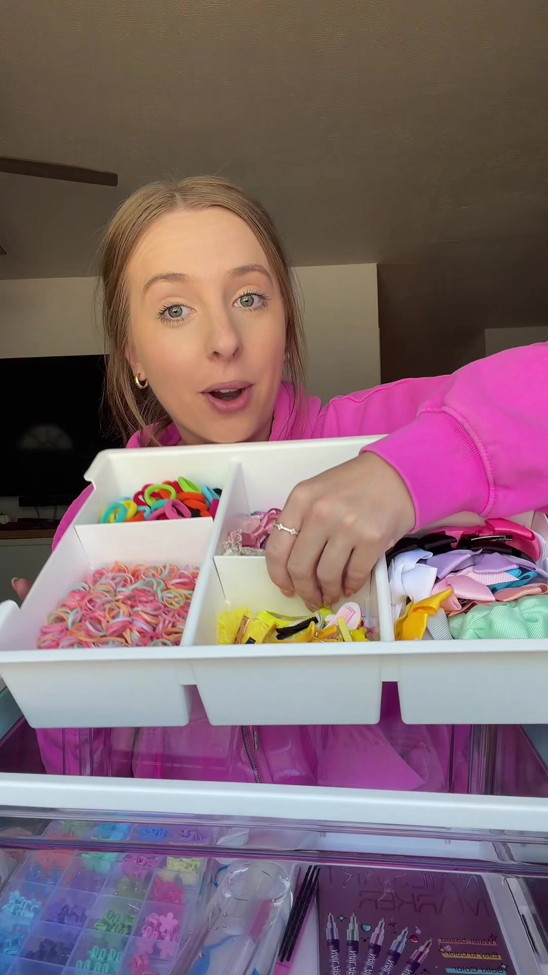 TikTok post by @thatonemomkadie for Vtopmart. Caption reads: [...] #momhack #homeorganization @Vtopmart.