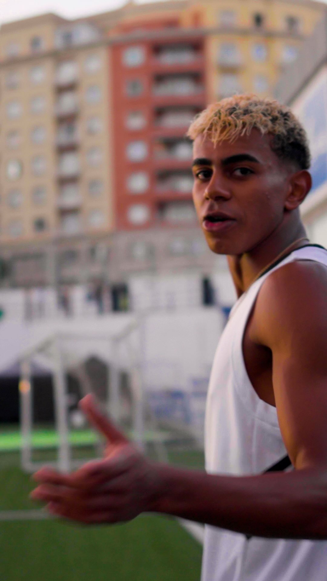 Instagram post by @lamineyamal for POWERADE. Caption reads: Just some light work on set with @powerade 😎.