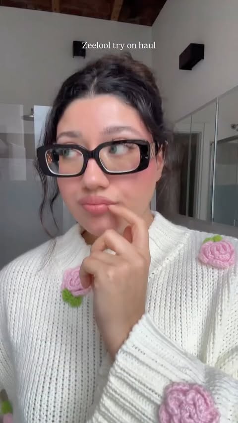 Instagram post by @heliiaa6 for Zeelool. Caption reads: My @zeelool glasses haul! Use my code for 10% off....