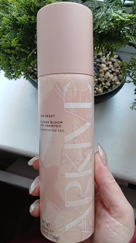 Instagram post by @monikaaaaa1995 for ARKIVE HEADCARE. Caption reads: [...] and scent. PR/GIFTED Thank you,....