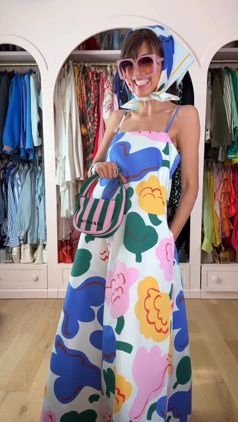 Instagram post by @indiadebeaufort for Marimekko. Caption reads: [...] the art of print making with @‌marimekko.....
