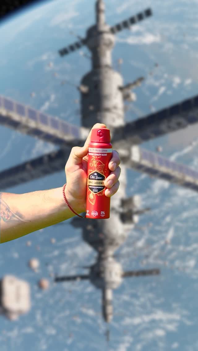 Instagram post by @samihossny for Old Spice. Caption reads: Пръскаш се ... и изведнъж си на кон.
Нормално.....