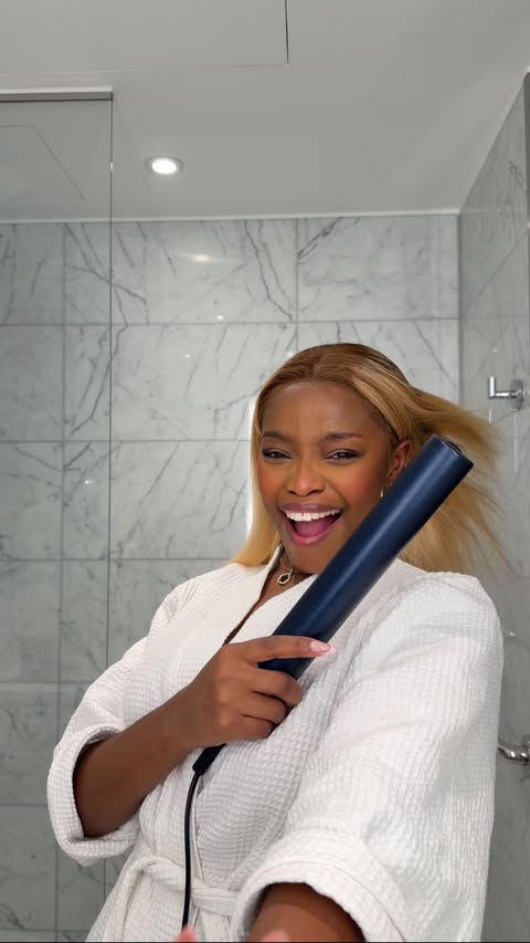 Instagram post by @elegant_praisey for BaByliss. Caption reads: [...] minutes without leaving home using the....