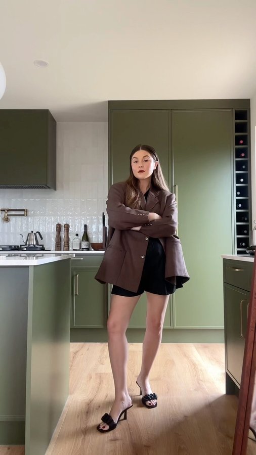 Instagram post by @ashowens_ for Pandora. Caption reads: [...] pieces from the @theofficialpandora holiday....