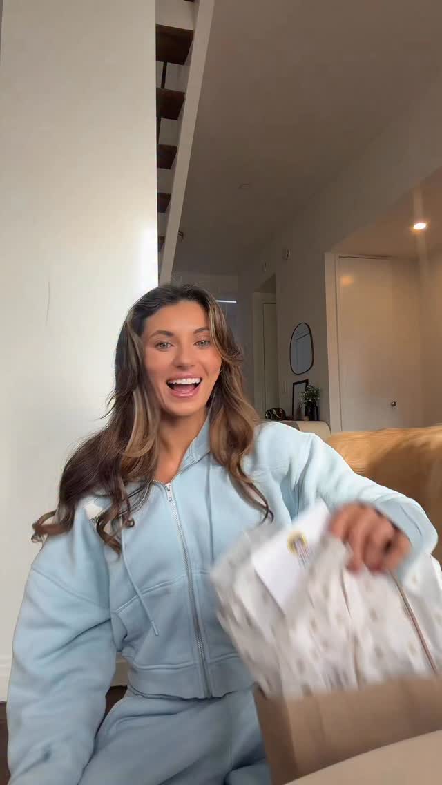 Instagram post by @dukethegolden for Brutus Broth. Caption reads: [...] on feeding Duke vitamins so we love....