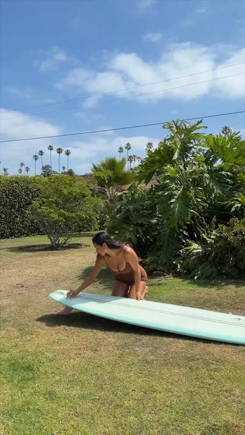Instagram post by @erynkrouse for COOLA. Caption reads: my surf routine with @coola Ocean Salted Sage hair....