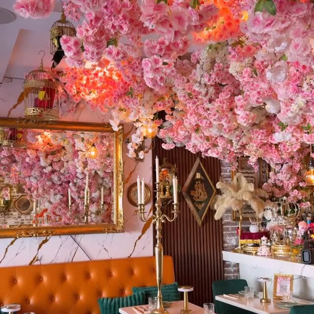 Instagram post by @helloomelissa for She is Not Lost 🌎. Caption reads: Is this the most magical restaurant in New York?....