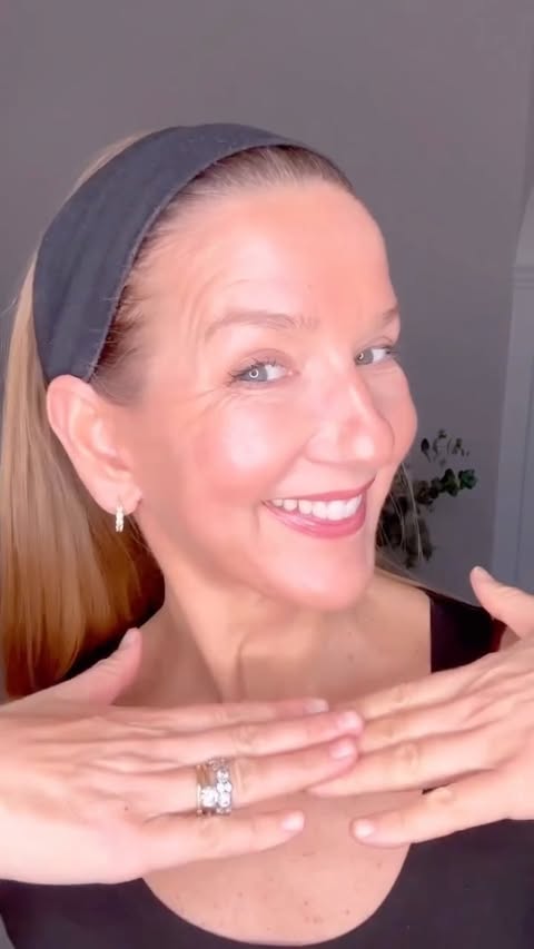 Instagram post by @ladyofthemanor77 for ESPA. Caption reads: [...] to this post on my LTK ⬇ Products used:....