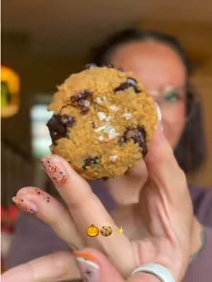 TikTok post by @jenna_bariatricbestie for Clean Simple Eats. Caption reads: [...] sweetened) - 1 serving of @Clean Simple Eats....