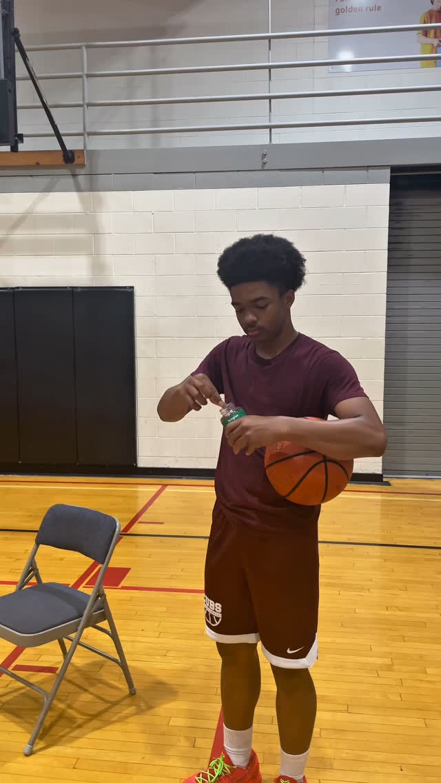 Instagram post by @_jo313_ for Fungies. Caption reads: More energy. More bounce.
Fungies got me right—....