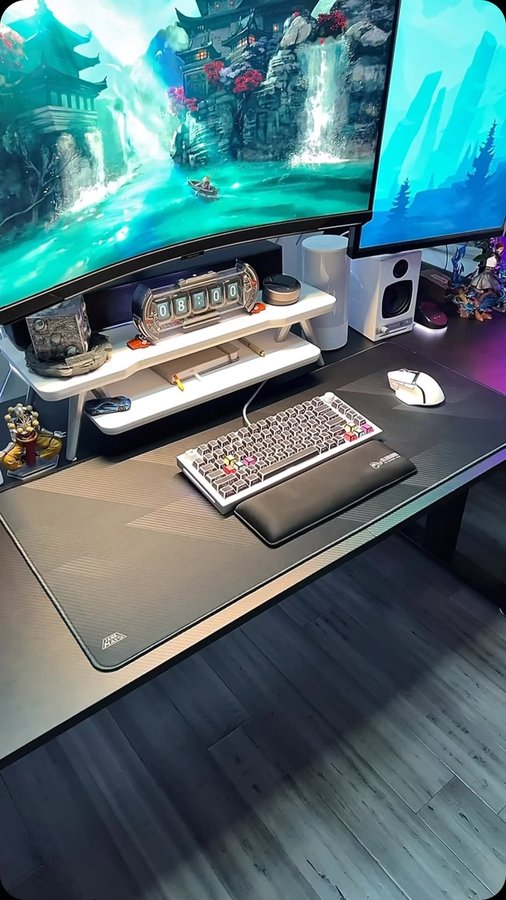 Instagram post by @saifears for Jankmats. Caption reads: [...] out some amazing Deskmat designs from....