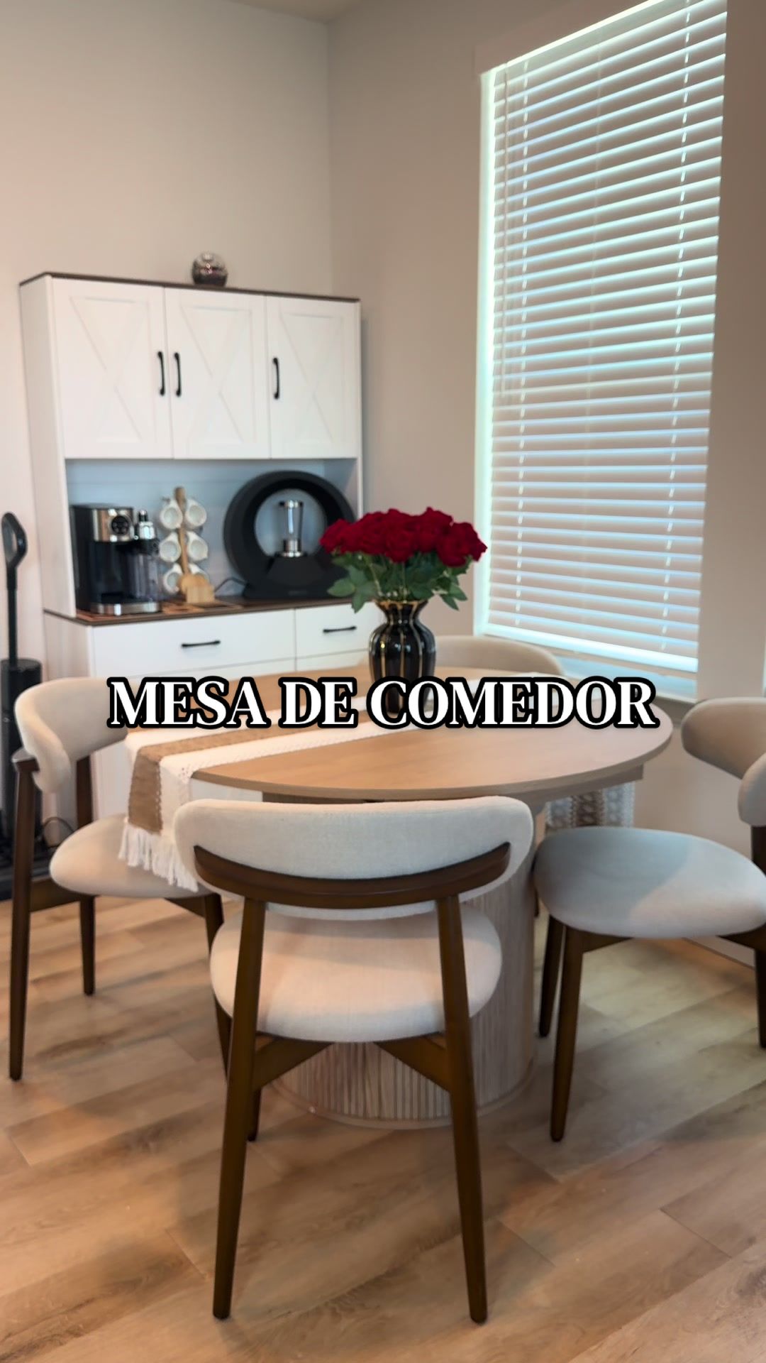 TikTok post by @arielys_and for Giratree. Caption reads: @GiraTree #giratreefurniture #roundtable [...].