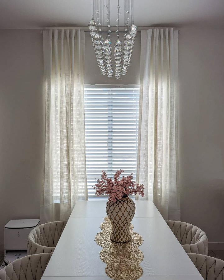 Instagram post by @luianychipman for Half Price Drapes. Caption reads: [...] over to the link in my bio & tap 'Half Price....