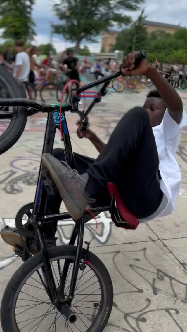 Instagram post by @hoodrichbikelife for Bumpboxx. Caption reads: [...] @koolstopusa @bashh1423 @joenoblocks....