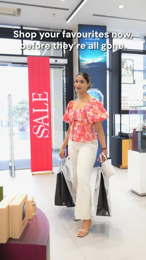 Instagram post by @stylistpalina for Shoppers Stop. Caption reads: [...] I found outfits for every mood at Shoppers....