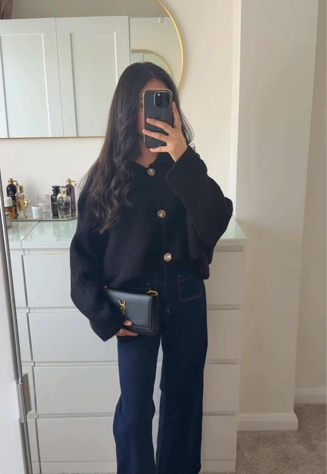 TikTok post by @iitszainabb for emlavish. Caption reads: [...] #modestoutfits #autumnfashion #emlavish....