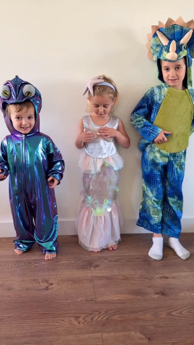 Instagram post by @_tarapaquette for Coco Village. Caption reads: [...] little lizard explorer. 🥰 Thanks to....