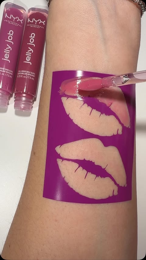 Instagram post by an influencer for NYX Professional Makeup UK. Caption reads: @nyxcosmetics_uk jelly job lip gloss *gifted*....