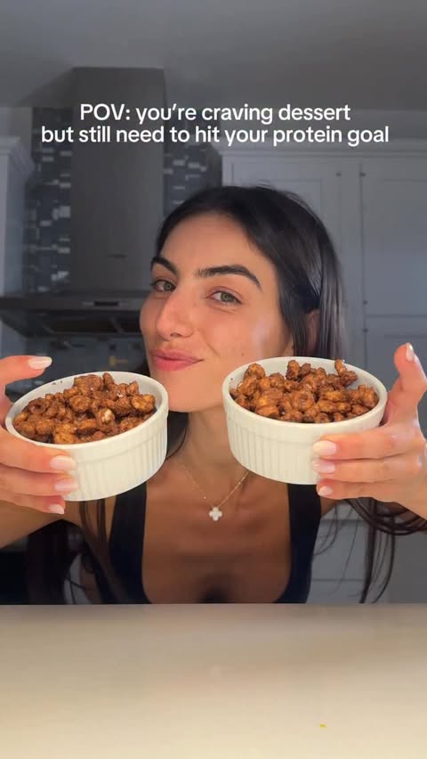 Instagram post by @natalieefer for Magic Spoon. Caption reads: [...] need to hit your protein goal 🤝🍫....