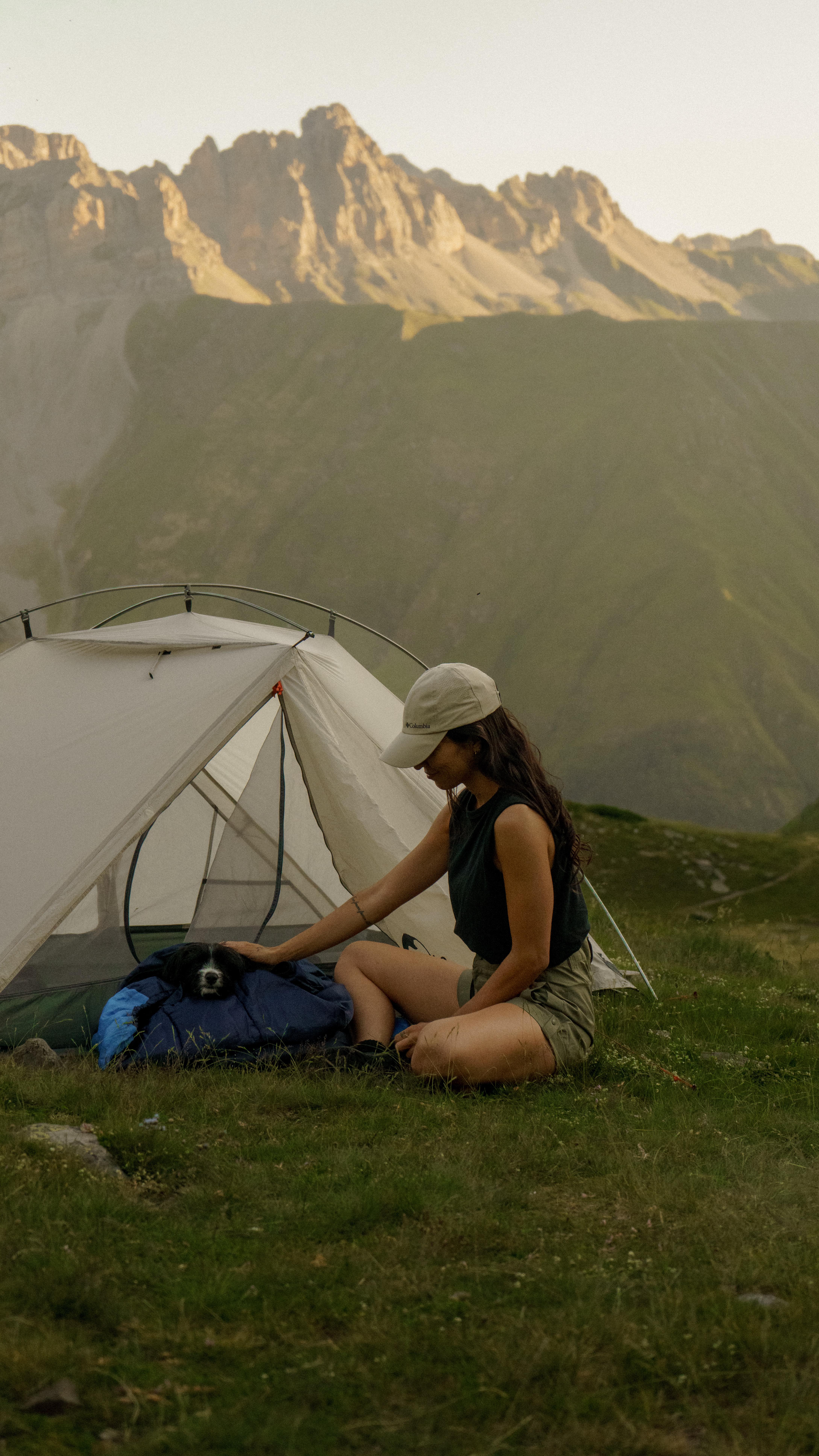 Instagram post by @blancadrey for Columbia México. Caption reads: Mi plan favorito en verano, sin duda, es dormir en....