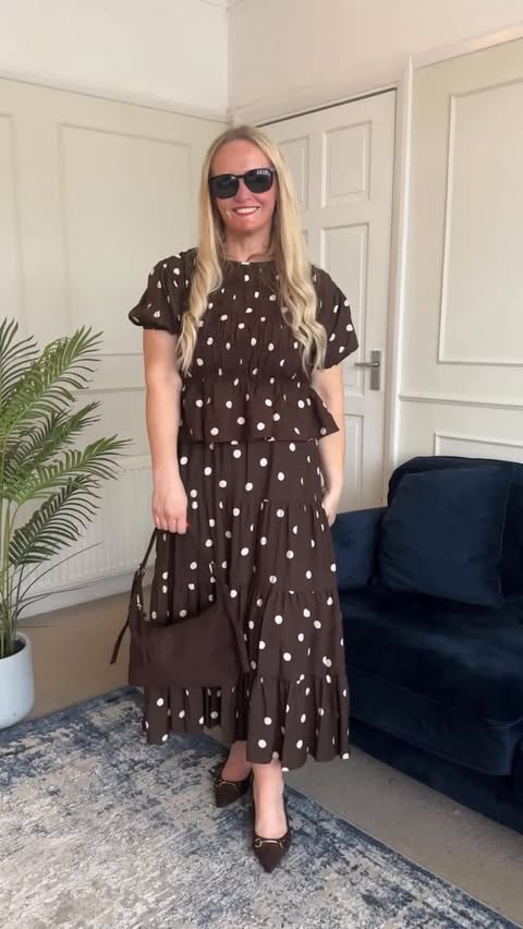 Instagram post by @caroline.wears for Primark. Caption reads: [...] collect service for the first time at....