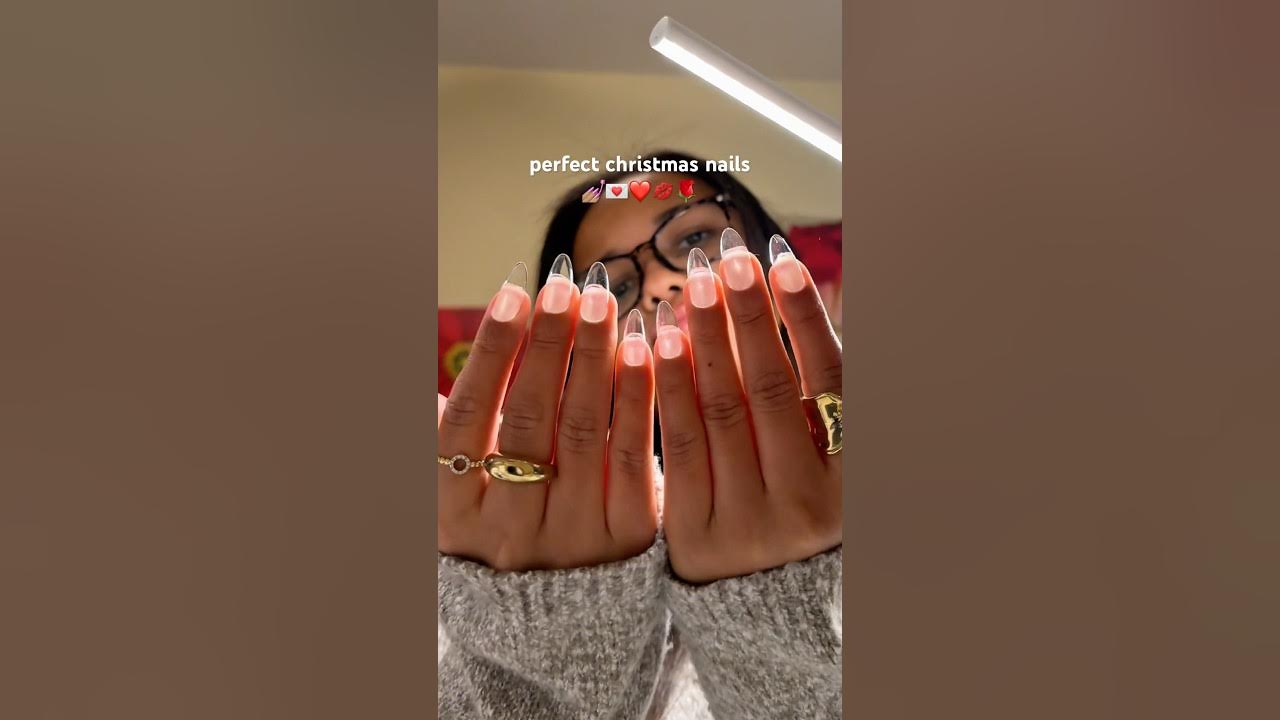 YouTube post by @Dianajbz for BeetlesGelPolish. Caption reads: [...] christmas nails at....