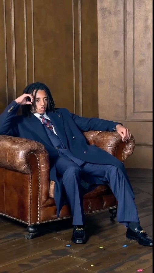 Instagram post by @fcbarcelona for AMIRI. Caption reads: [...] blaugrana reinventada 💙❤️
@amiri |....