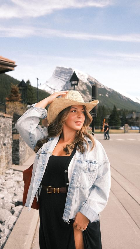 Instagram post by @nicolezaajac for Bud Light. Caption reads: There is still a chance to see @owenrieglingmusic....