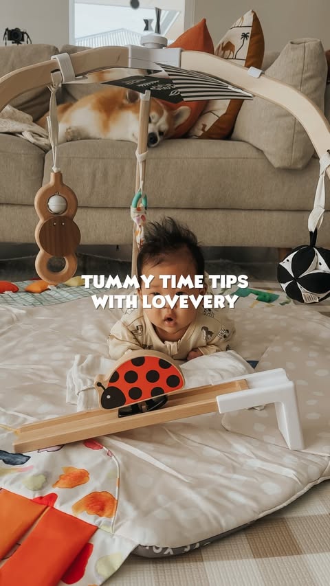 Instagram post by @mummavalerie for Lovevery. Caption reads: [...] Play Gym and the Looker Play Kit from....