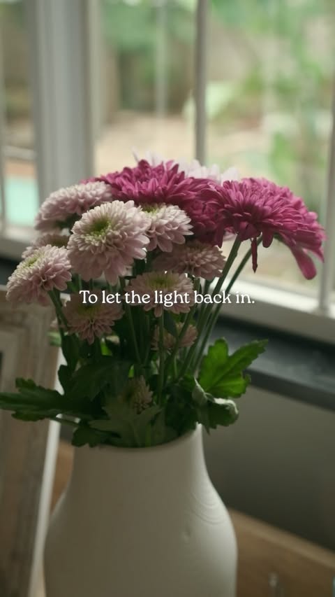 Instagram post by @carlien.pottas for BetterHelp. Caption reads: [...] is a strength- not a weakness. @betterhelp....