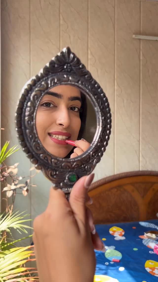 Instagram post by @gurleenjaggii for Coloressence. Caption reads: For everyone doing “just one last-minute Diwali....