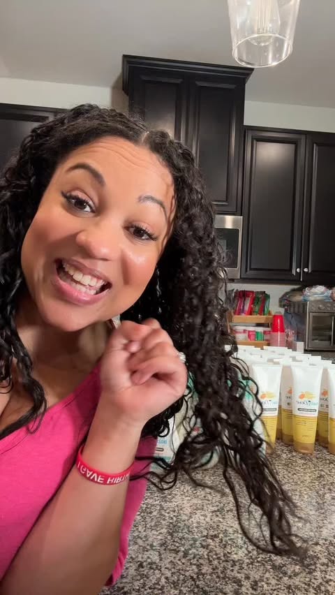 Instagram post by @house.of.keto for Baby Dove. Caption reads: Thank you so much @babydovecare for including me....