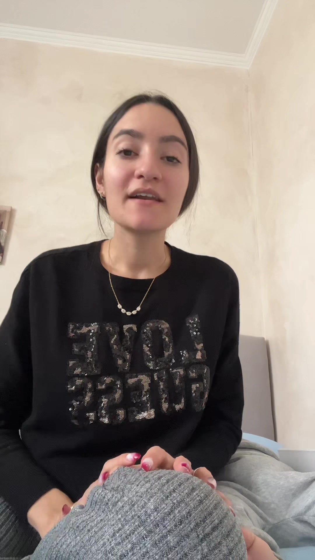 TikTok post by @elisa__abate for Momcozy. Caption reads: Scalda latte momcozy😍@Momcozy Official .