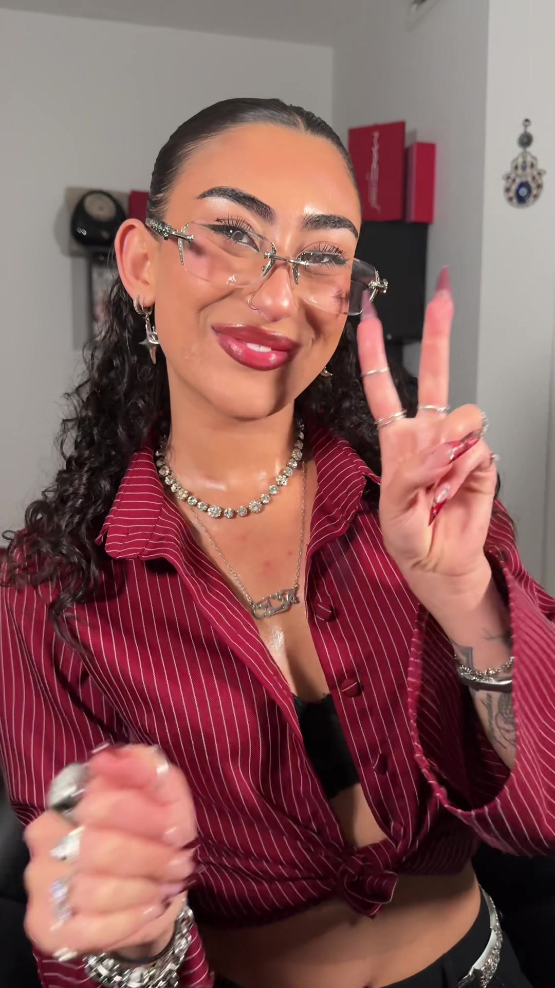 TikTok post by @jeneen_sahtout for Orebella. Caption reads: If your not glowinggggg… @'Ôrəbella .