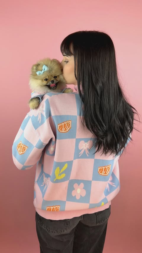Instagram post by @odette_thepom for Sunbean Coffee. Caption reads: We’re so happy our Sunbean sweaters finally came....