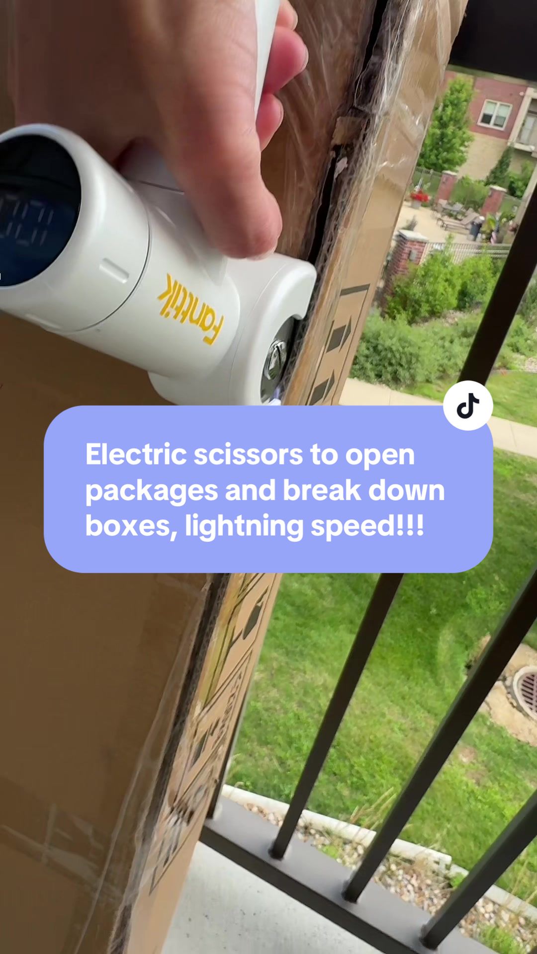 TikTok post by @asmr4youalways for Fanttik. Caption reads: Never been able to open a package or break down....
