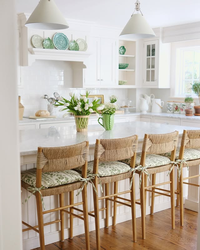 Instagram post by @samanthavarvel for Serena & Lily. Caption reads: Here’s our little kitchen refresh! Swipe to the....