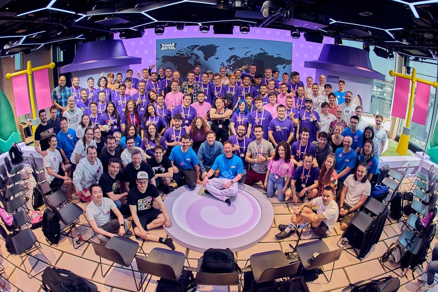Instagram post by @squadbusters for Supercell. Caption reads: [...] 🩷 #squadbusters #globallaunch #supercell.