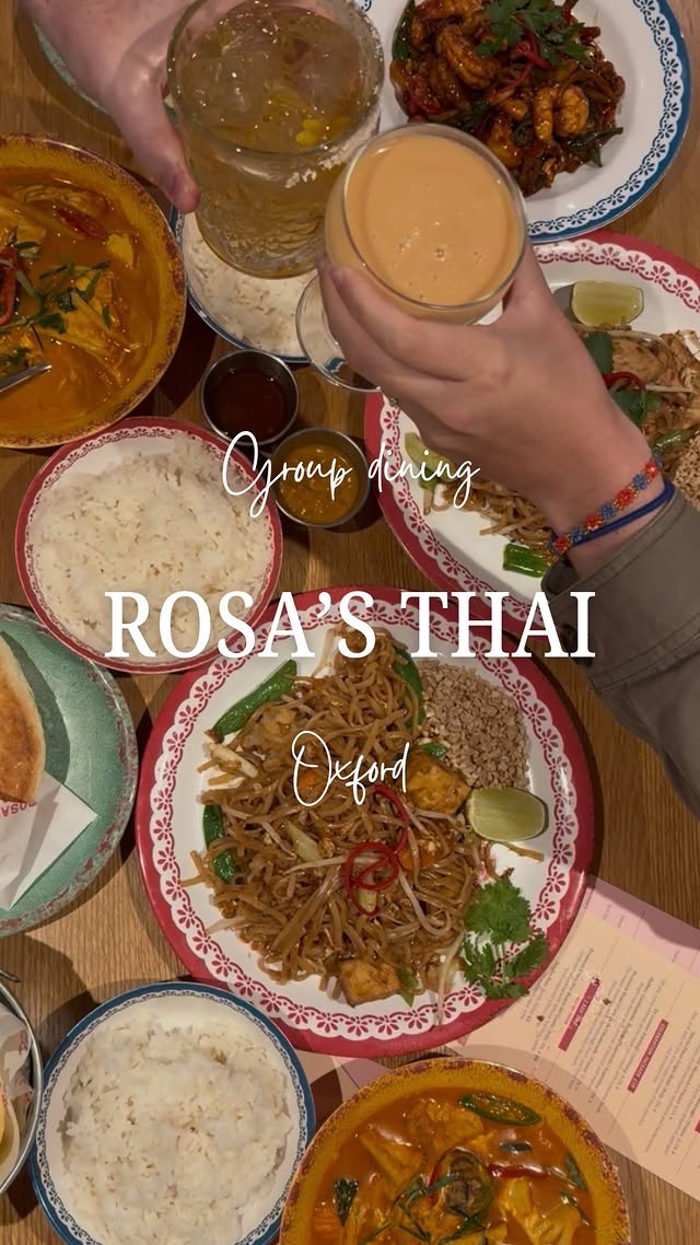 Instagram post by @ravenous_leo_ for Rosa's Thai. Caption reads: [...] Review #357 - Sanook menu @rosasthai 📍 ❤️....
