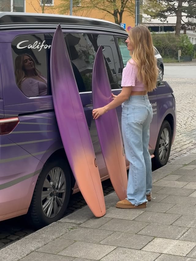 Instagram post by @alinakornelli for Volkswagen. Caption reads: [...] #watersports @saltedpapaya_ //....