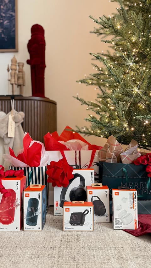 Instagram post by @talktargettome for JBL. Caption reads: 🎁‼️ #ad | comment: JBL & I’ll send you a list of....