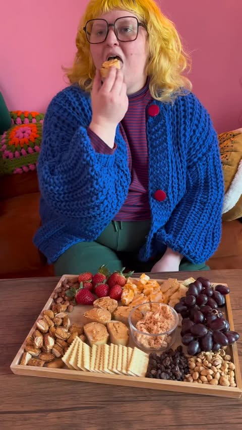 Instagram post by @thebabyeel for Vermont Creamery. Caption reads: [...] #indyhummingbirds @labreabakery....