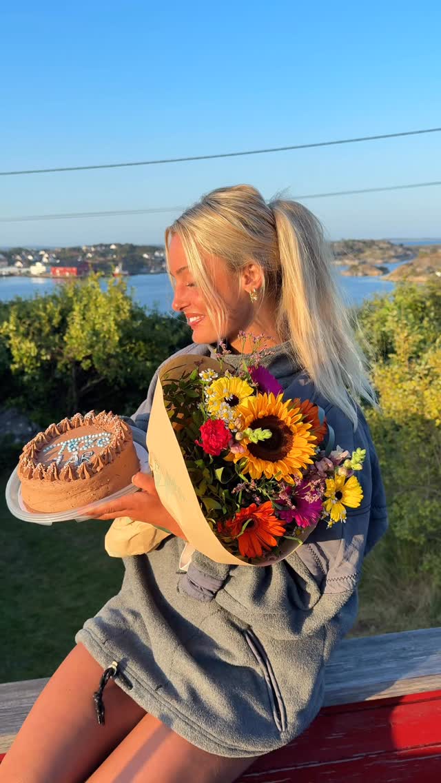 Instagram post by @tonjefrig for TEZE. Caption reads: [...] year with my own brand 👶🏼🎂 @teze.no....