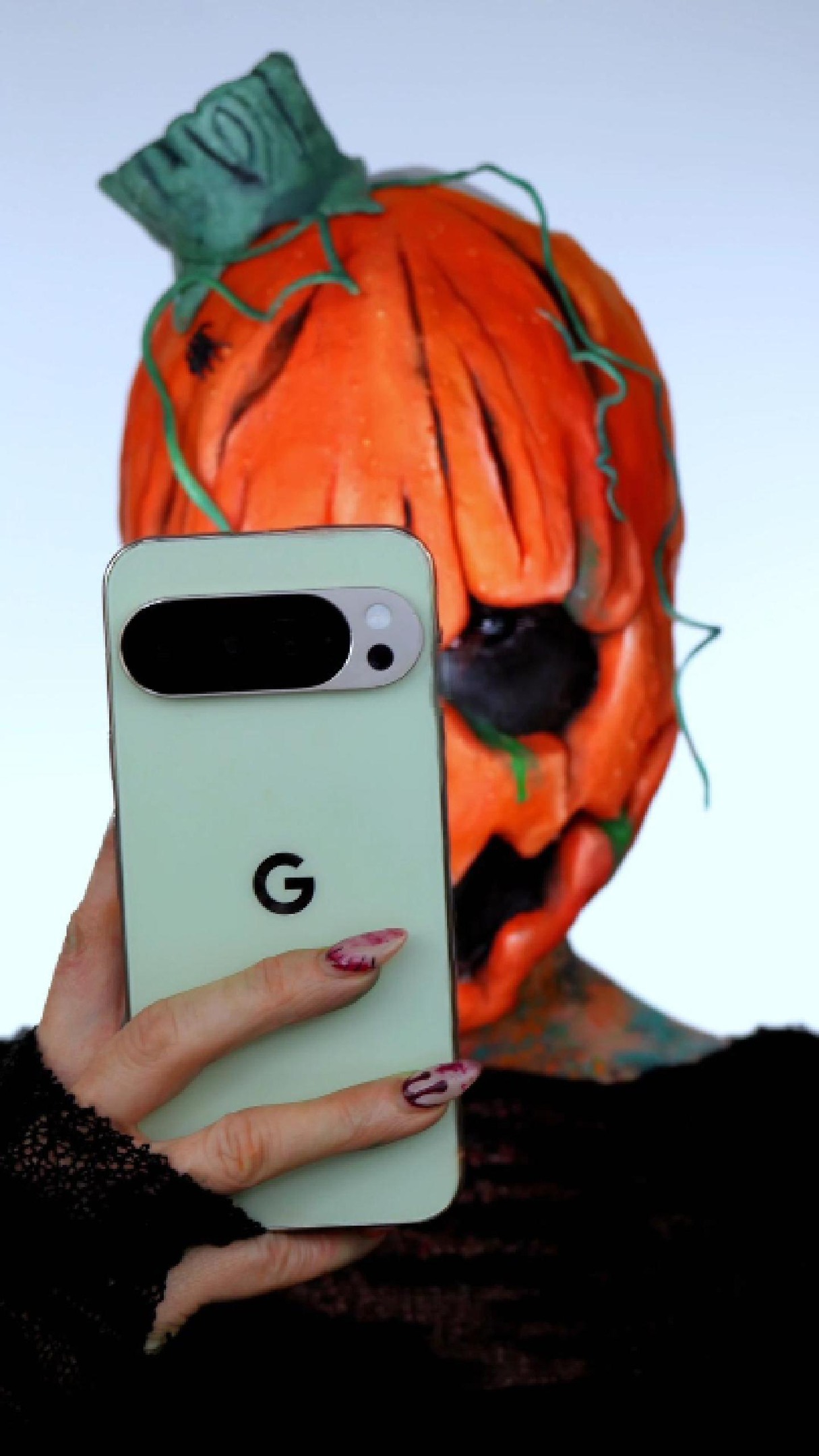 Instagram post by @hollymurraymakeup for Google Pixel. Caption reads: AD If you’re not using Gemini on Pixel to inspire....