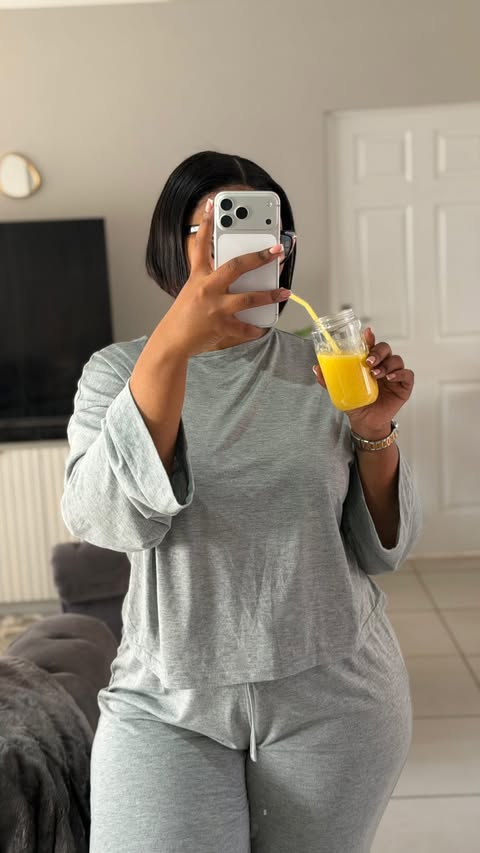 Instagram post by @zar_ntseto for SHEIN HOME. Caption reads: @sheinhomeofficial finds 🤍!! Use search code....