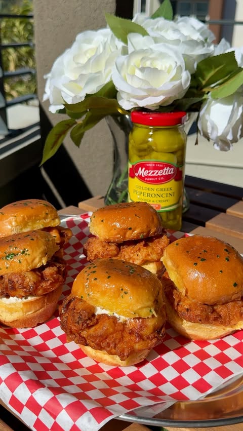 Instagram post by @imashleybreannn for Mezzetta. Caption reads: [...] ranch that gets its tangy bite from....