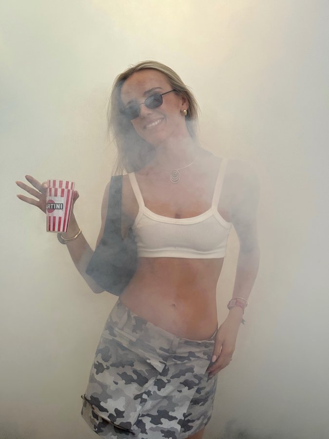 Instagram post by @josefienweyns for MARTINI. Caption reads: Paradise found 🎪🏹💕 when I think about this....